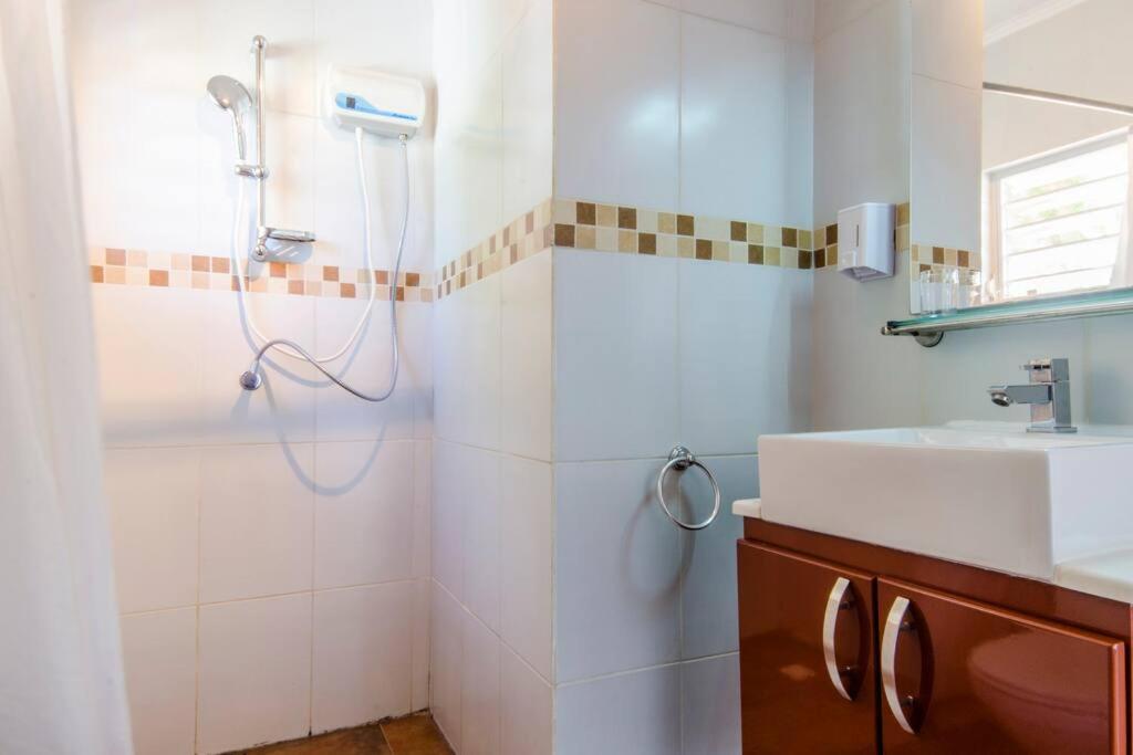 Studios With Beautiful Sea View Willemstad Extérieur photo